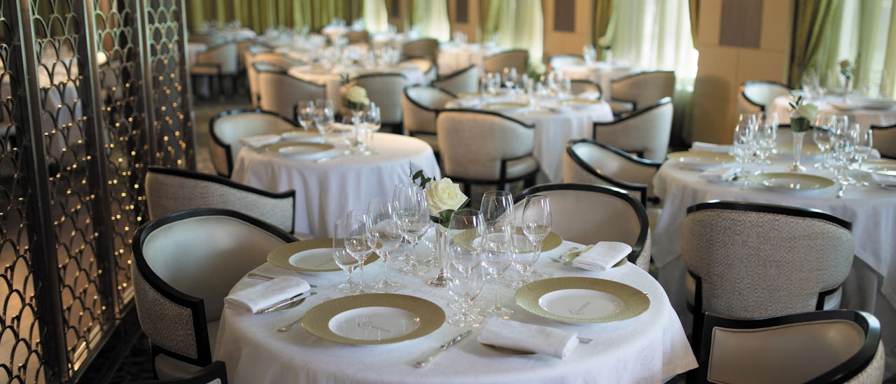 French meals paired with quality wines at the Chartreuse restaurant