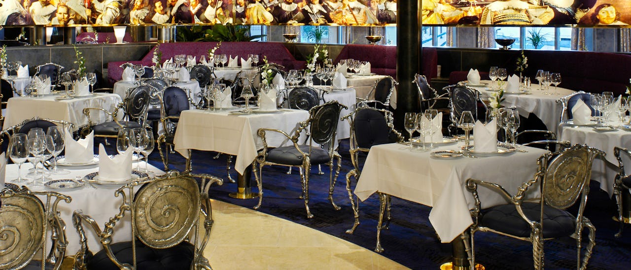 Pinnacle Grill specialty restaurant