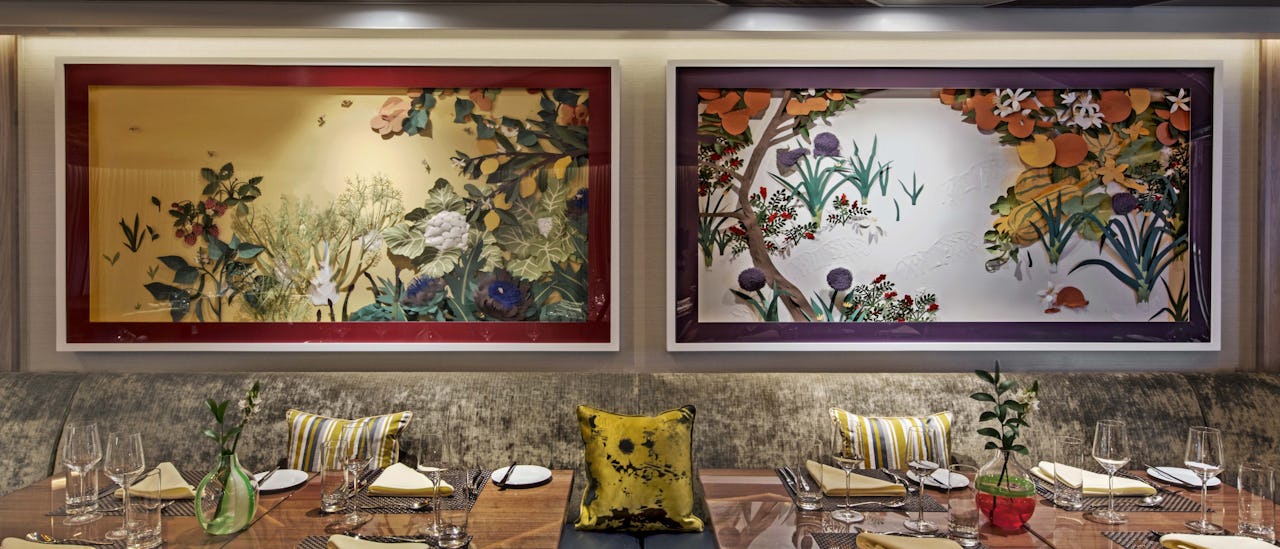 The buffet restaurant “The Colonnade”