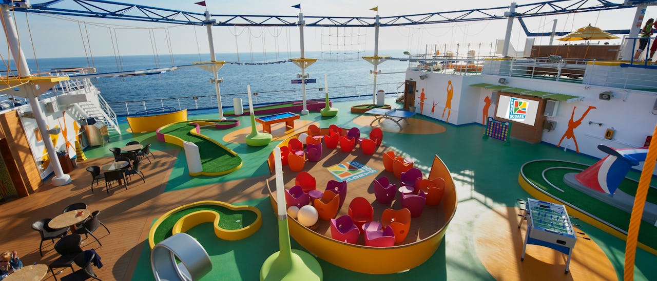 The sport & activity deck